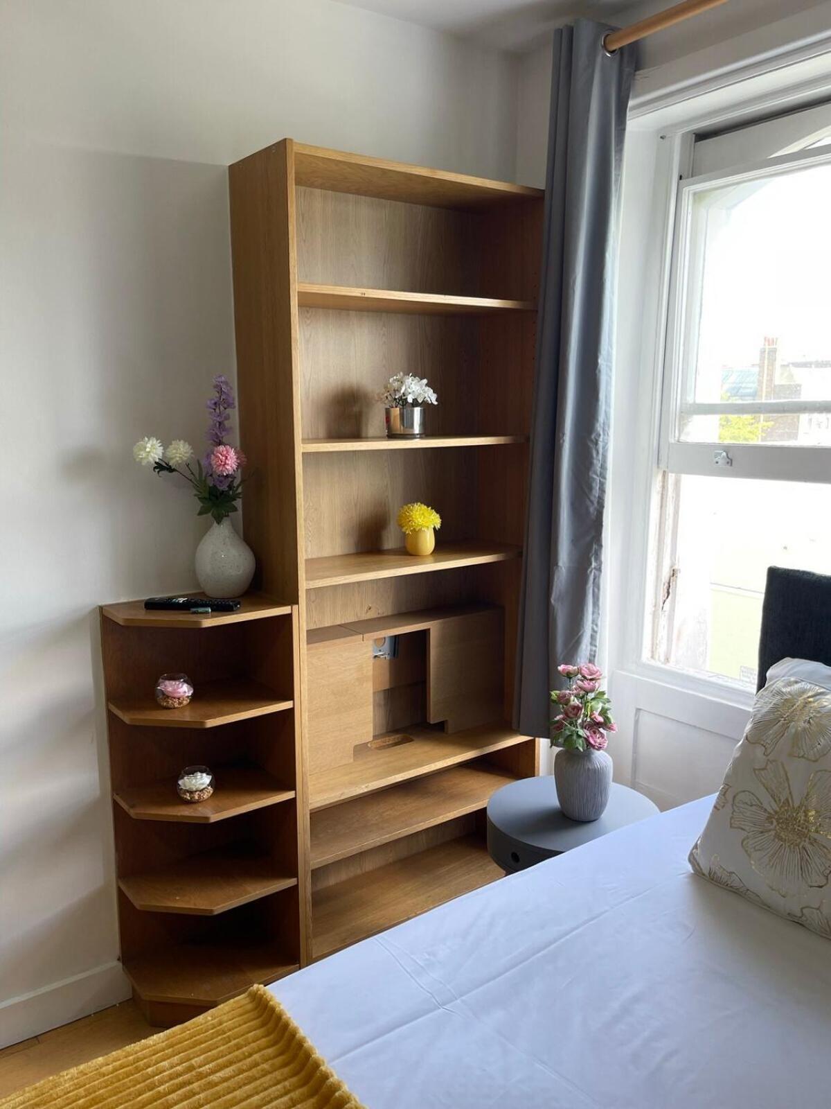 Portobello Road Artistic Studios 'Budget' London Room photo